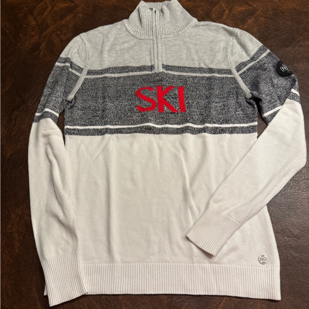 Woman’s. NILS Gray and White with red SKI 1/4 Zip Sweater excellent condition